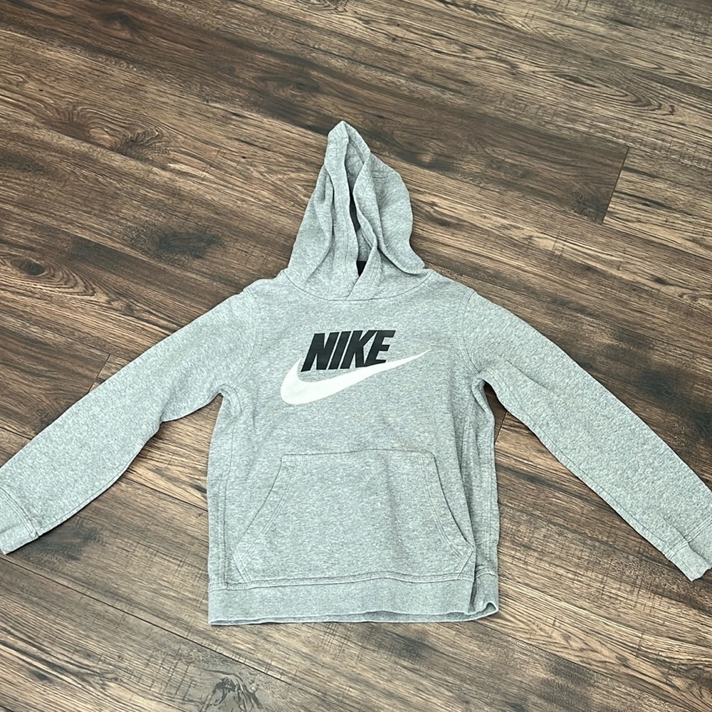 Nike Standard Fit Gray Hoodie